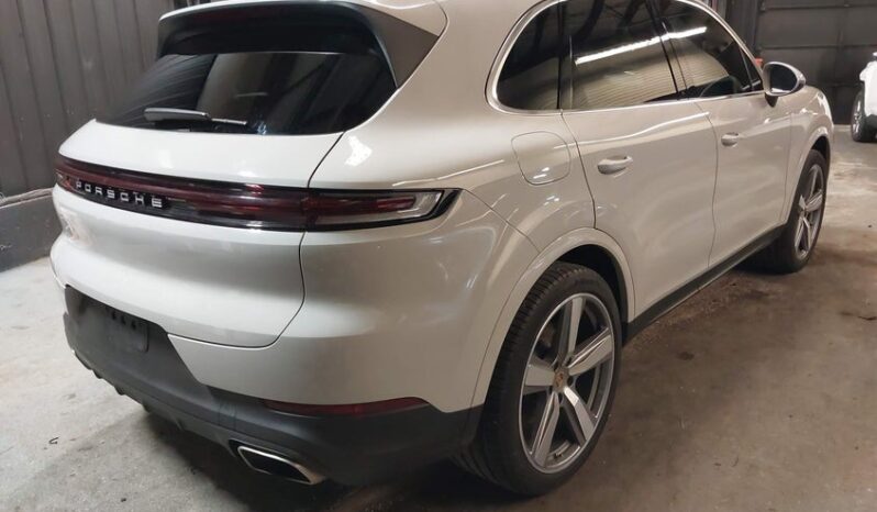 
								2024 Porsche Cayenne full									