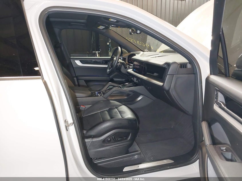 2024 Porsche Cayenne