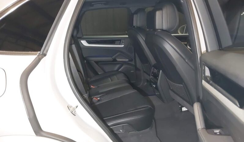 
								2024 Porsche Cayenne full									