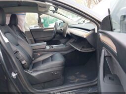 
										2025 Tesla Model y full									