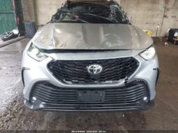 
										2022 Toyota Highlander full									