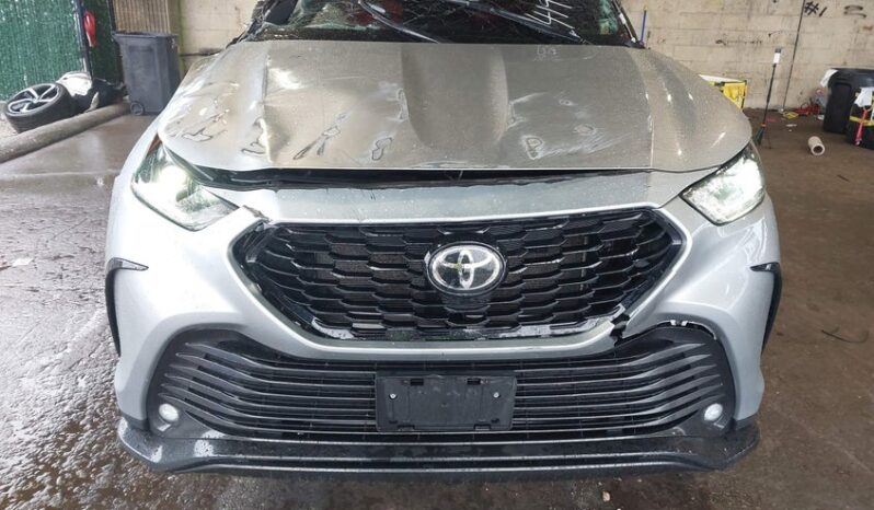 
								2022 Toyota Highlander full									