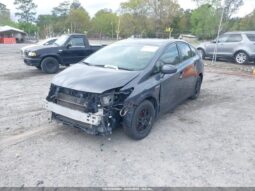 
										2013 Toyota Prius full									