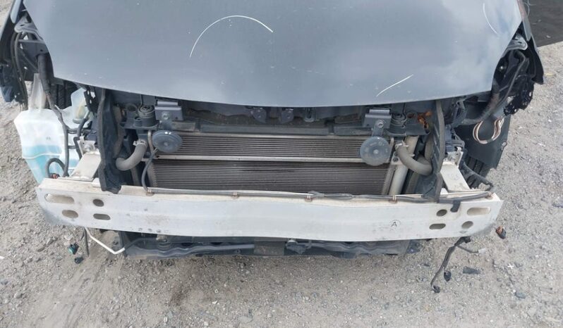 
								2013 Toyota Prius full									