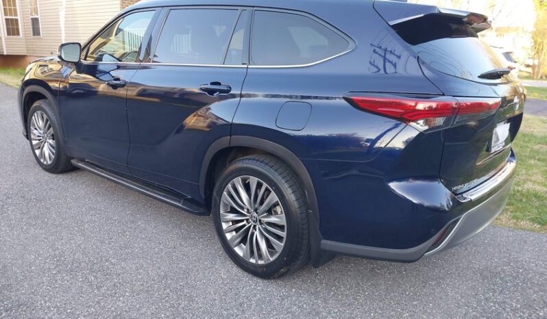 
								2020 Toyota Highlander full									
