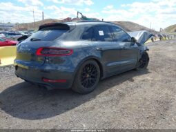 
										2018 Porsche Macan full									