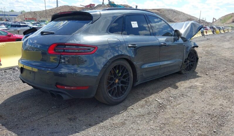 
								2018 Porsche Macan full									