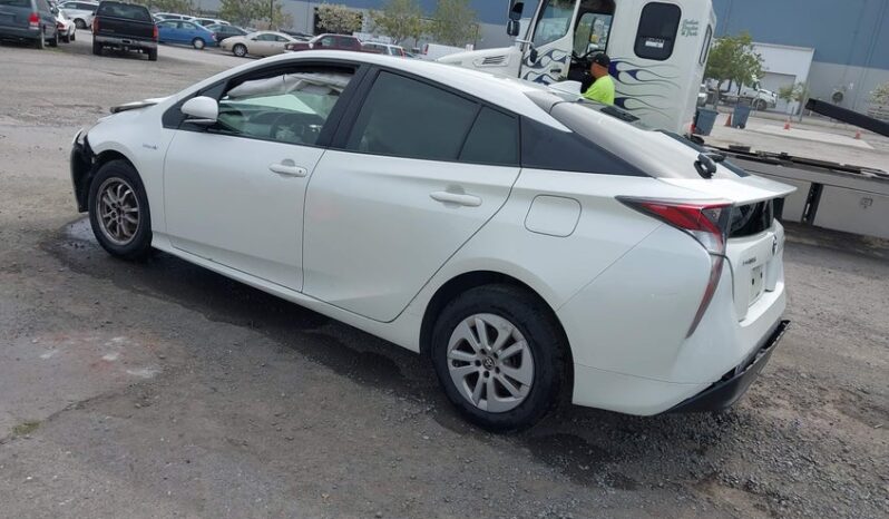 
								2017 Toyota Prius full									