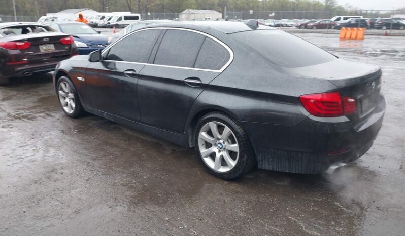 
								2013 BMW 5 series full									