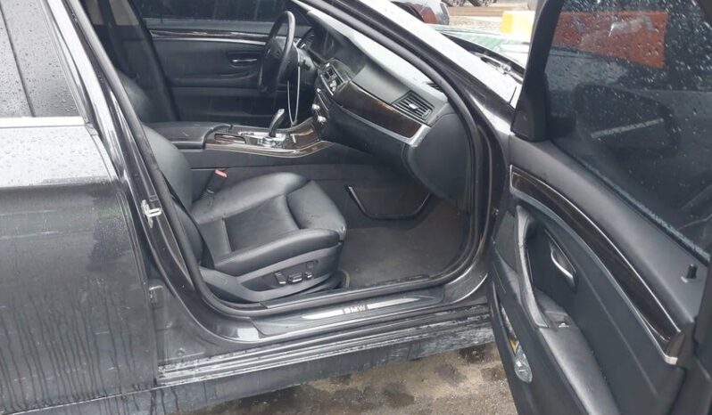 
								2013 BMW 5 series full									