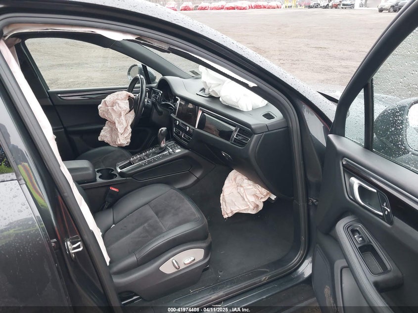 2020 Porsche Macan