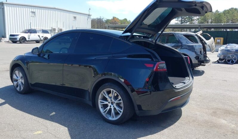 
								2023 Tesla Model y full									