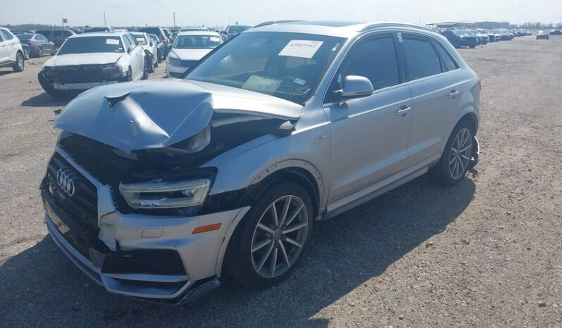 
								2018 Audi Q3 full									