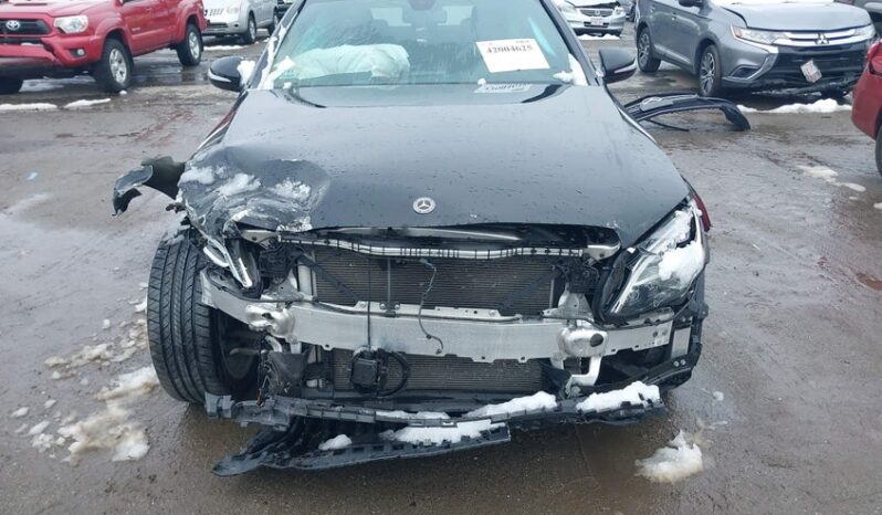 
								2019 Mercedes-benz C 300 full									
