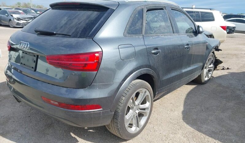 
								2018 Audi Q3 full									