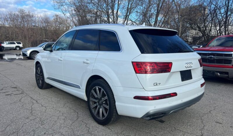 
								2017 Audi Q7 full									