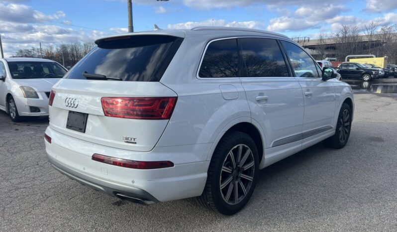 
								2017 Audi Q7 full									