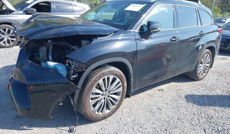 
								2021 Toyota Highlander full									
