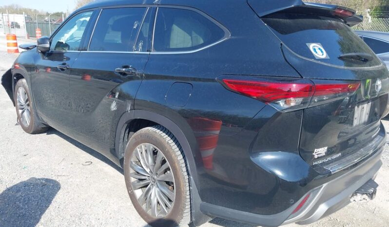
								2021 Toyota Highlander full									
