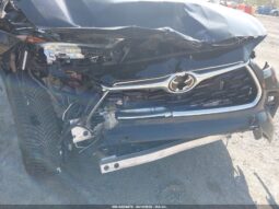 
										2021 Toyota Highlander full									