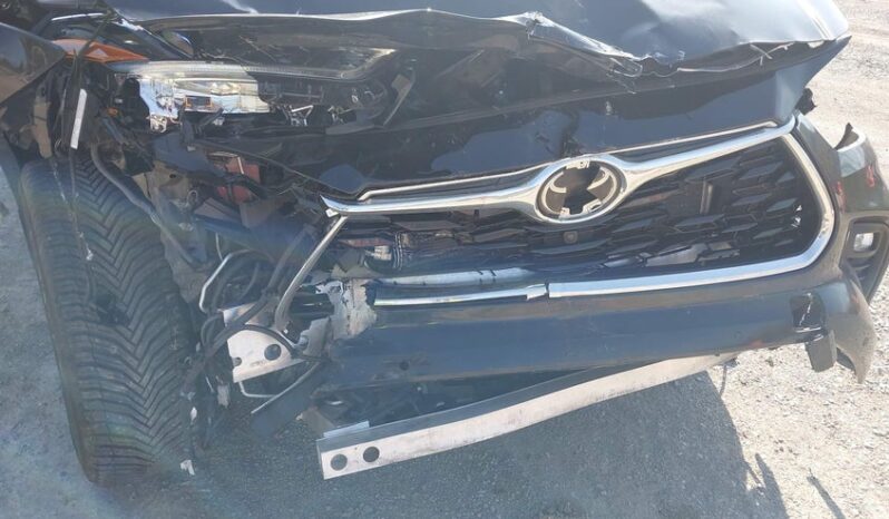 
								2021 Toyota Highlander full									