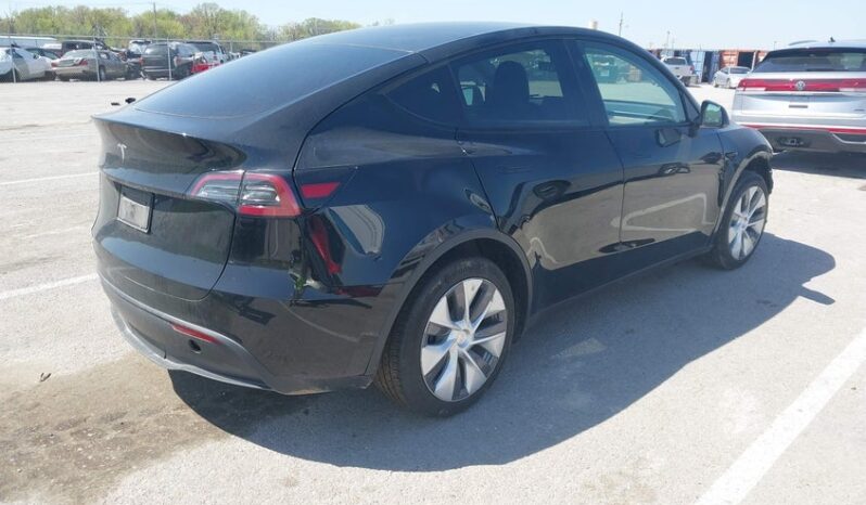 
								2024 Tesla Model y full									