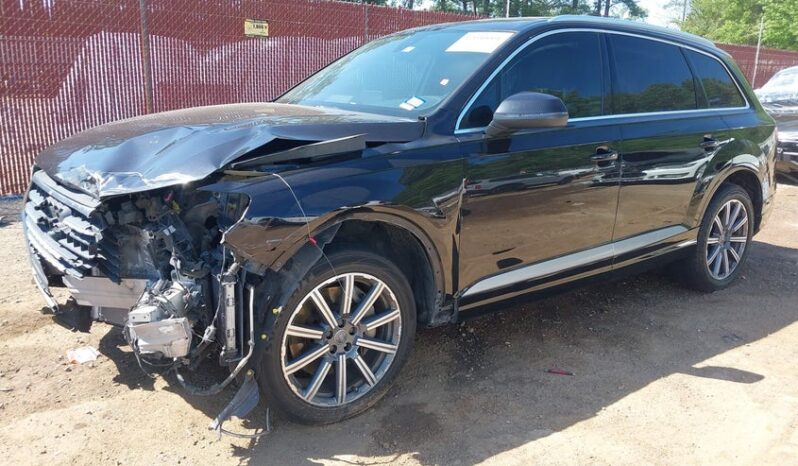 
								2017 Audi Q7 full									