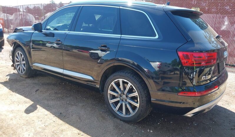 
								2017 Audi Q7 full									