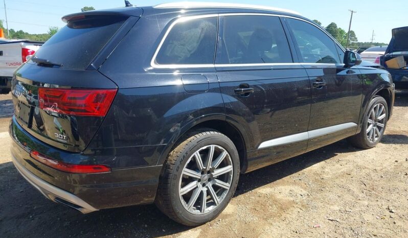 
								2017 Audi Q7 full									