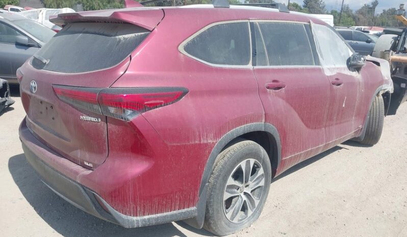 
								2022 Toyota Highlander full									