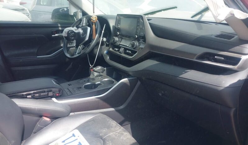 
								2022 Toyota Highlander full									