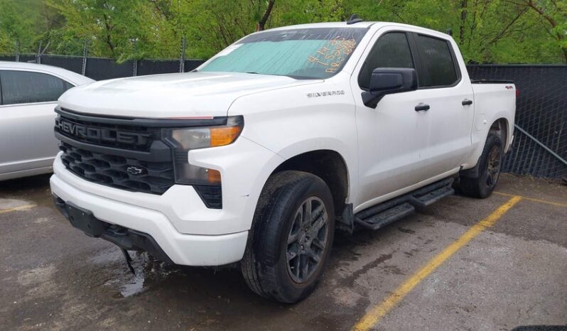 
								2022 Chevrolet Silverado full									