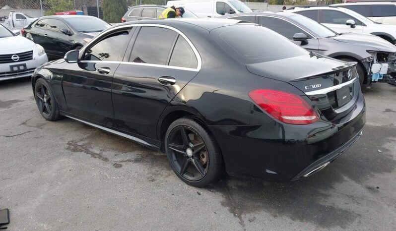 
								2015 Mercedes-benz C 300 full									