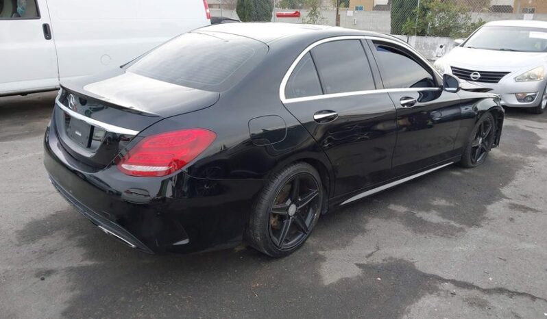 
								2015 Mercedes-benz C 300 full									