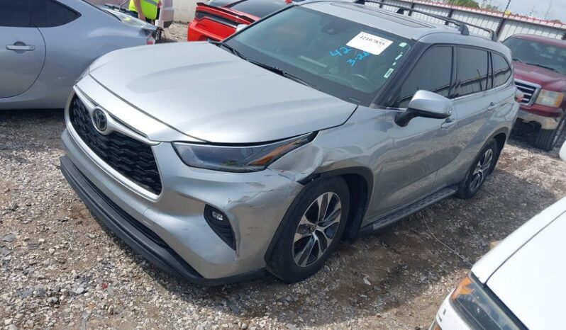 
								2021 Toyota Highlander full									