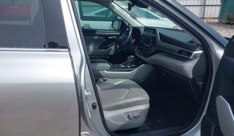 
								2021 Toyota Highlander full									