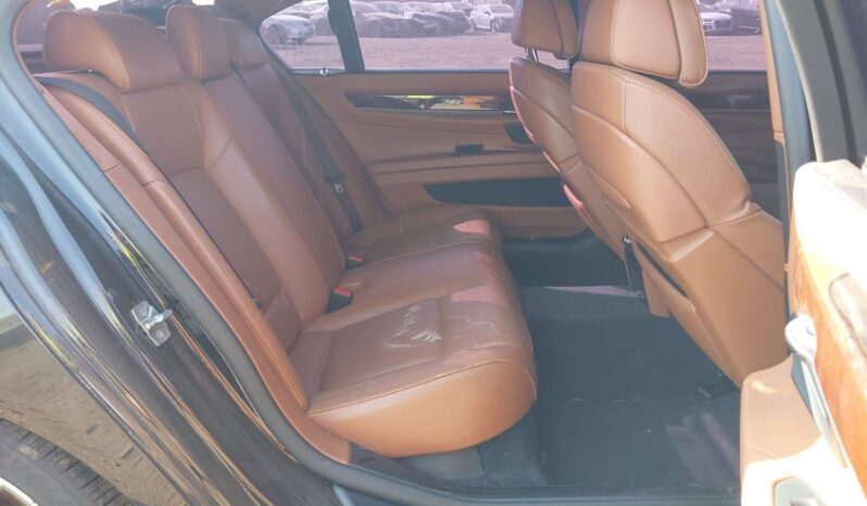 
								2012 BMW 7 series full									