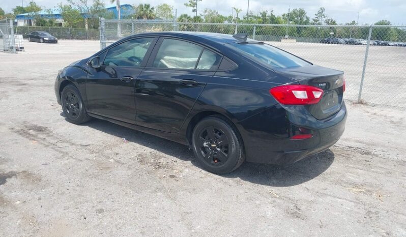 
								2017 Chevrolet Cruze full									