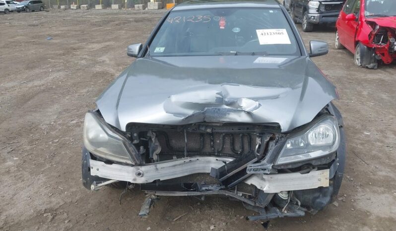 
								2014 Mercedes-benz C 300 full									