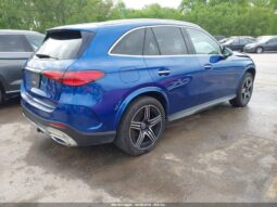 
										2023 Mercedes-benz Glc 300 full									