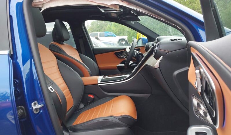 
								2023 Mercedes-benz Glc 300 full									