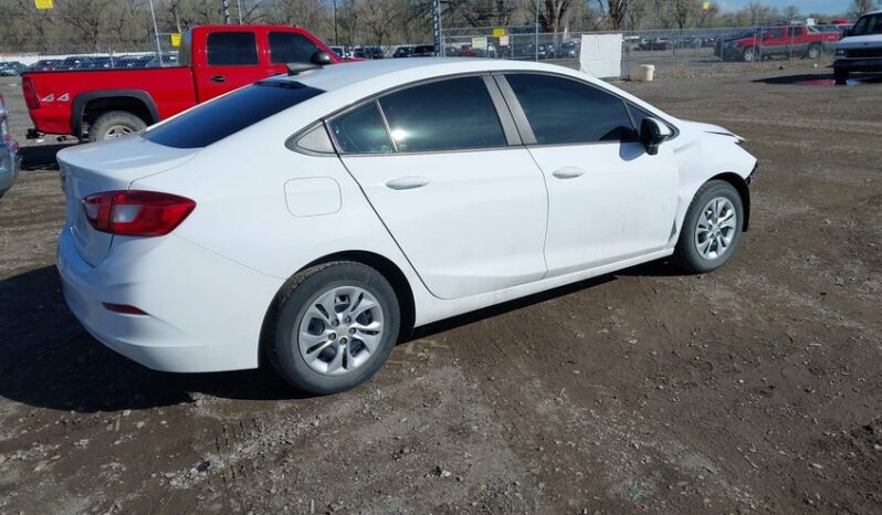 
								2019 Chevrolet Cruze full									
