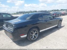 
										2016 Dodge Challenger full									