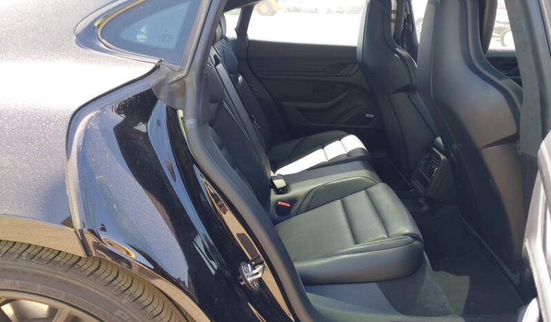 
								2022 Porsche Taycan full									