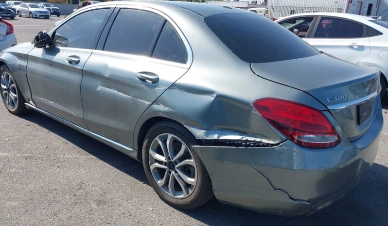 
								2015 Mercedes-benz C 300 full									
