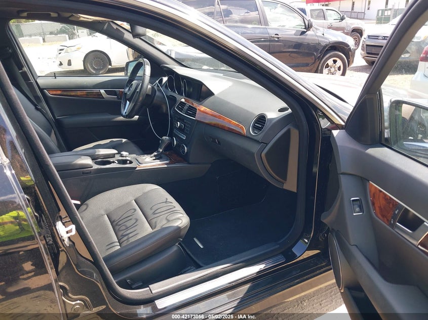2013 Mercedes-benz C 300
