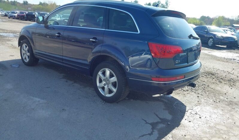 
								2015 Audi Q7 full									