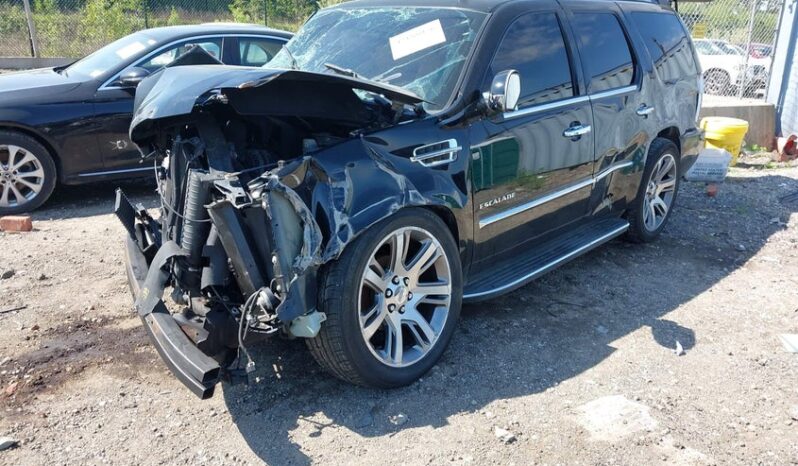 
								2013 Cadillac Escalade full									