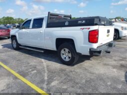 
										2015 Chevrolet Silverado full									