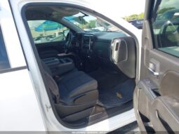 
										2015 Chevrolet Silverado full									